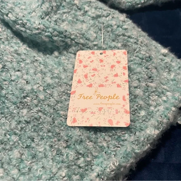 NWT Free People BFF Aquamarine Cowl Neck Sweater Small - Picture 3 of 4
